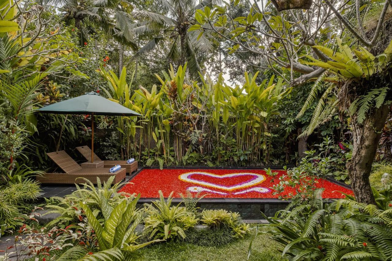 Teja Lokha Ubud Villa Exterior photo