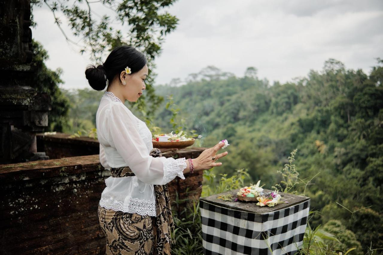 Teja Lokha Ubud Villa Exterior photo