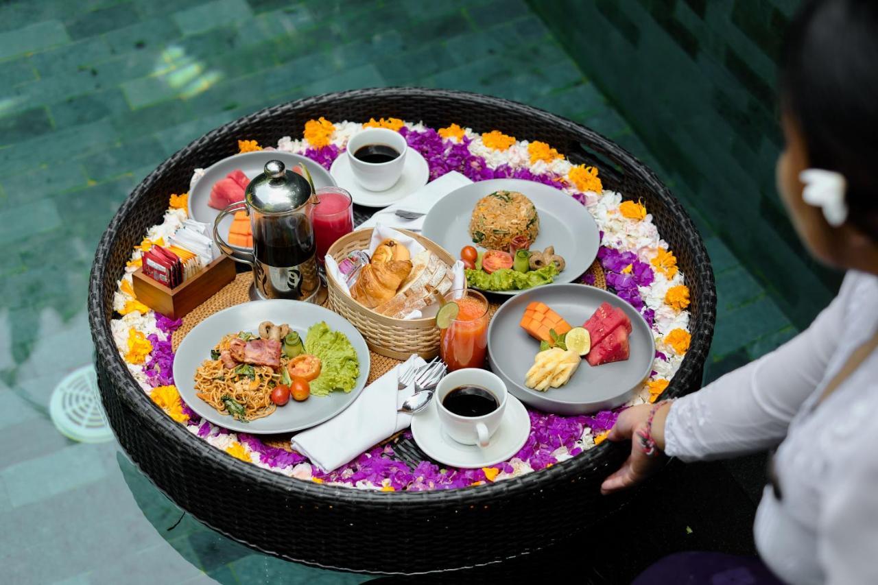 Teja Lokha Ubud Villa Exterior photo